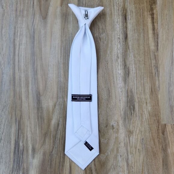 🩵Manzini Neckswear Collection White Pre-Tied Clip-on Tie Youth - Picture 5 of 8